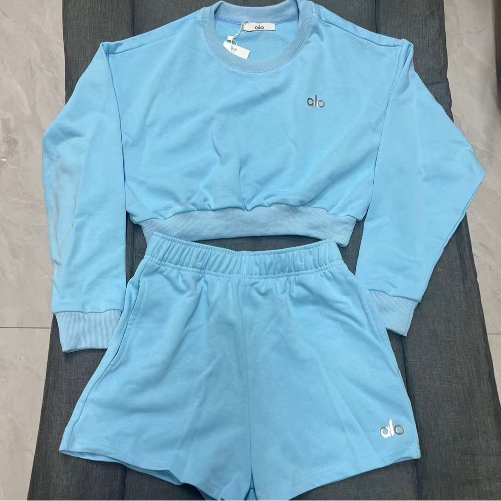 ALO Yoga Light Blue Cropped Sweatshirt and Shorts Set